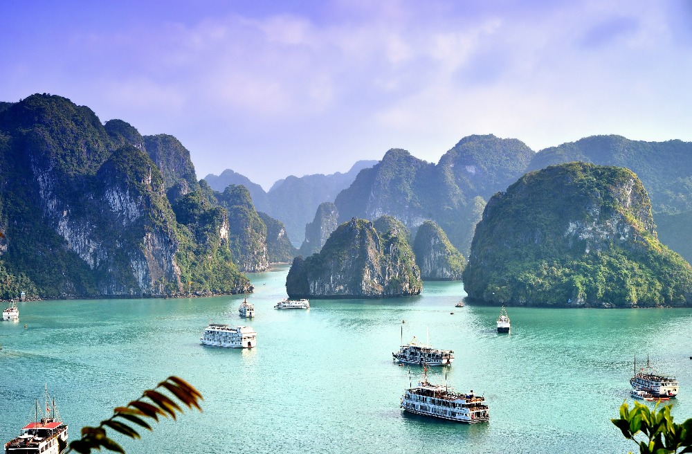 2FOR1 Vietnam Small Group Tour W/Flights | $3999 for 2 People