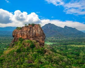 black friday travel deals. small group sri lanka tour.