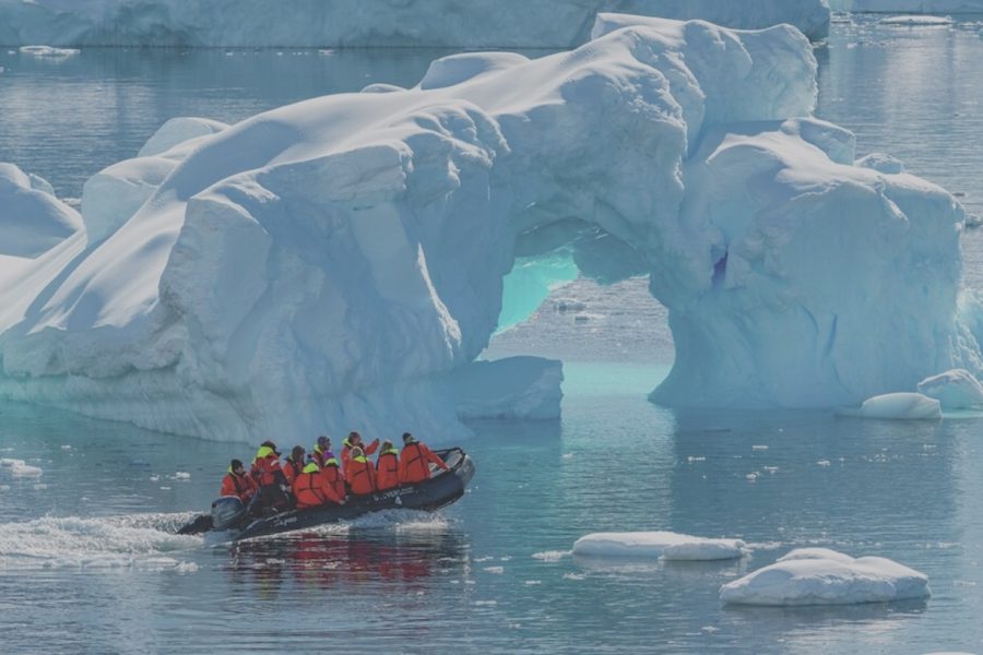 Antarctic Circle Expedition3