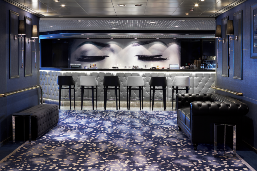 Blue-Room-Bar-and-Lounge-11