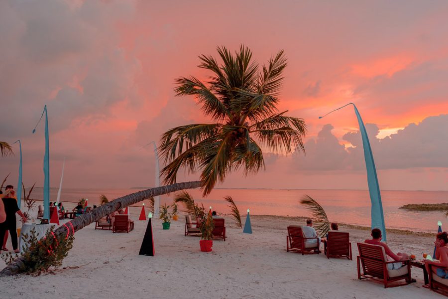 Dhoni Bar Beach