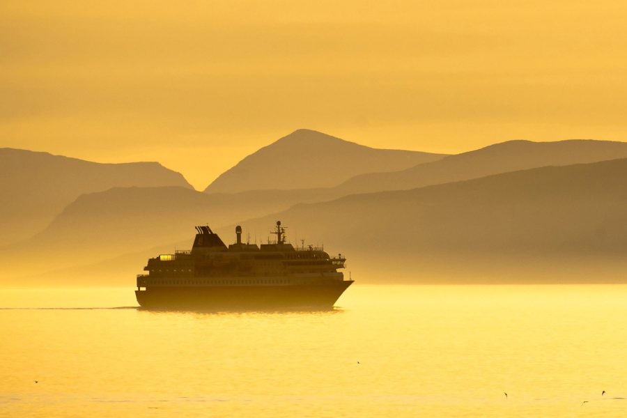 Midnight Sun Cruise Hurtigruten