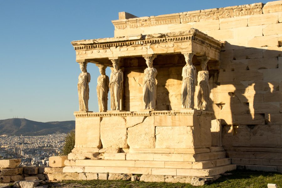 vecteezy_porch-of-the-caryatids-at-the-erechtheion-atop-the-ancient_37129413